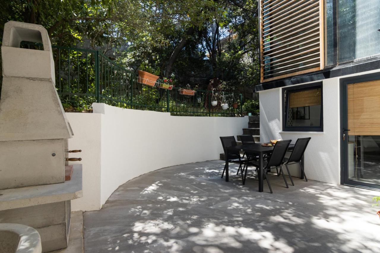 STUDIO TINA in centar with parking - B&B Split