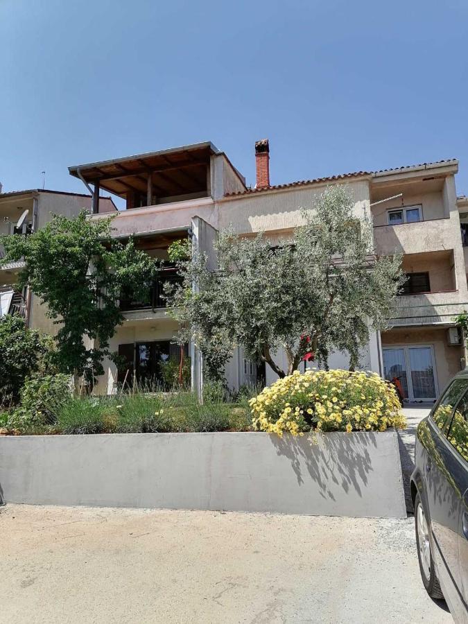 Leona apartment Vidikovac, Pula - B&B