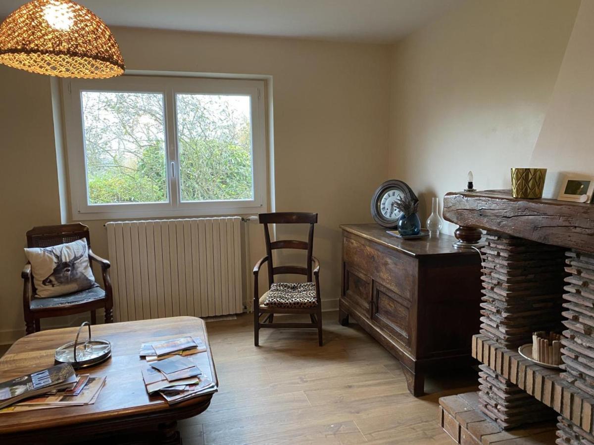 Charmante longère bourbonnaise rénovée avec vue panoramique et jardin - B&B Besson
