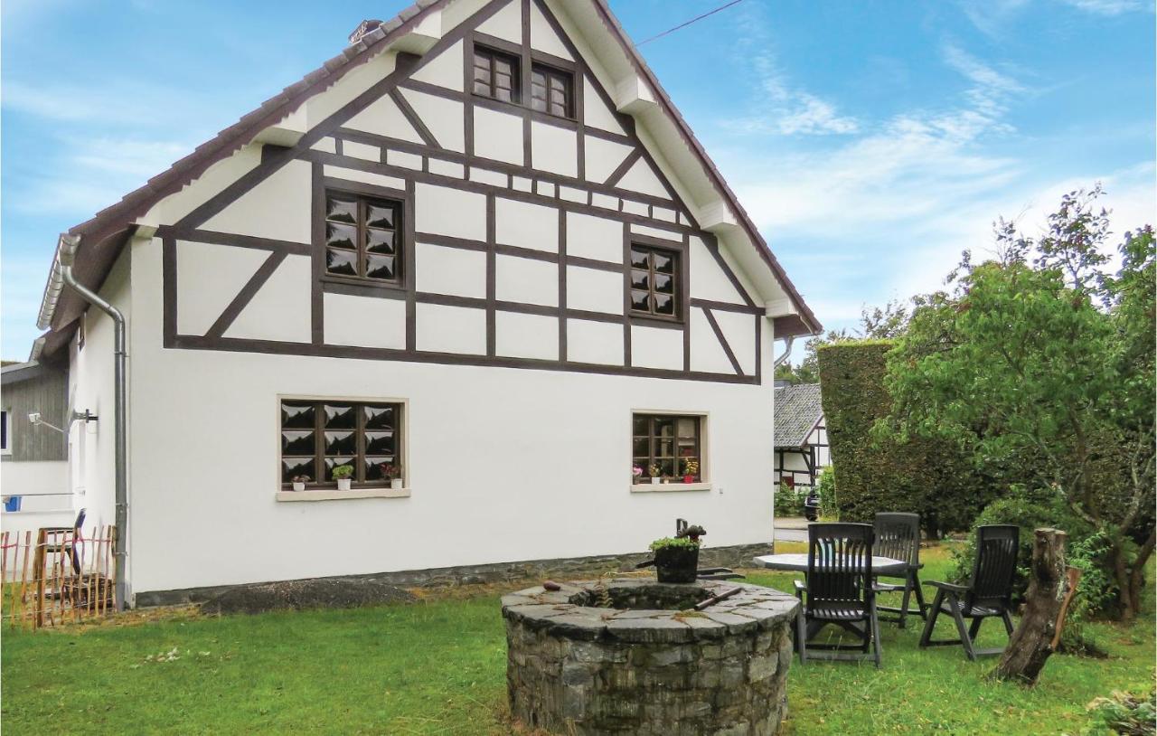 B&B Höfen - Amazing Home In Monschau-hfen With 4 Bedrooms And Wifi - Bed and Breakfast Höfen