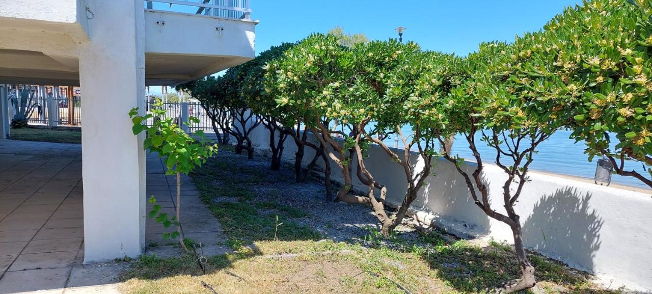 Sea view Perea Apartment - B&B