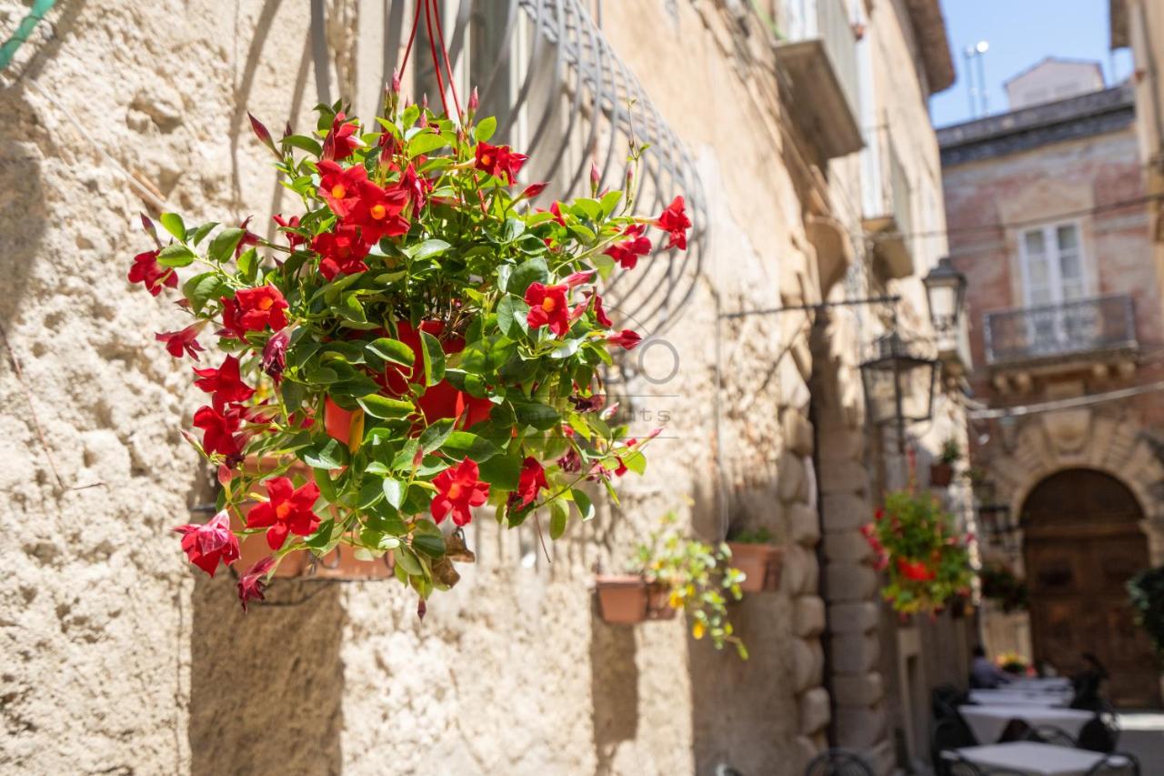 Eirene Exclusive Apartment - B&B
