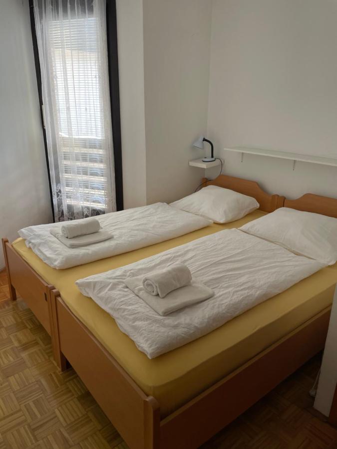 Apartamento con balcón