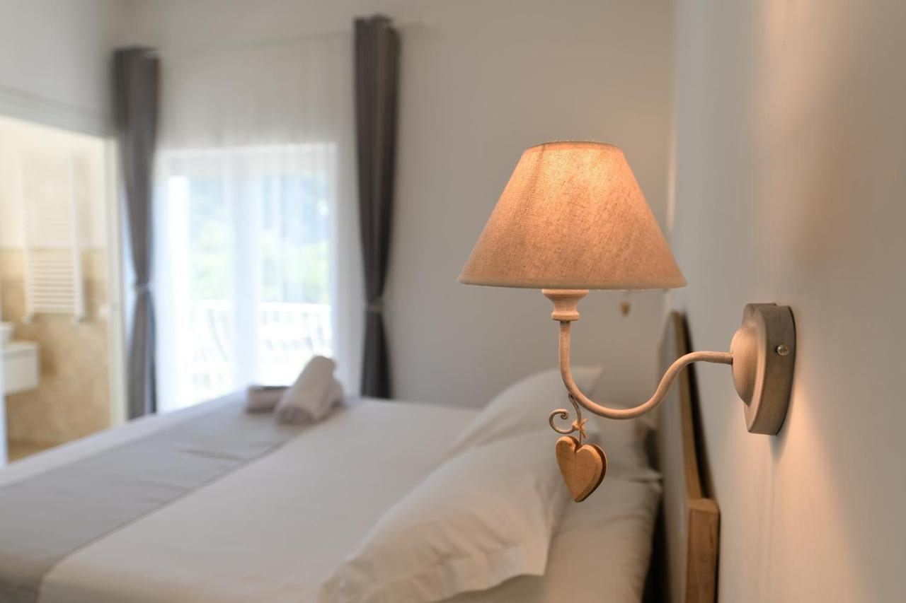 Double Room with Lake View