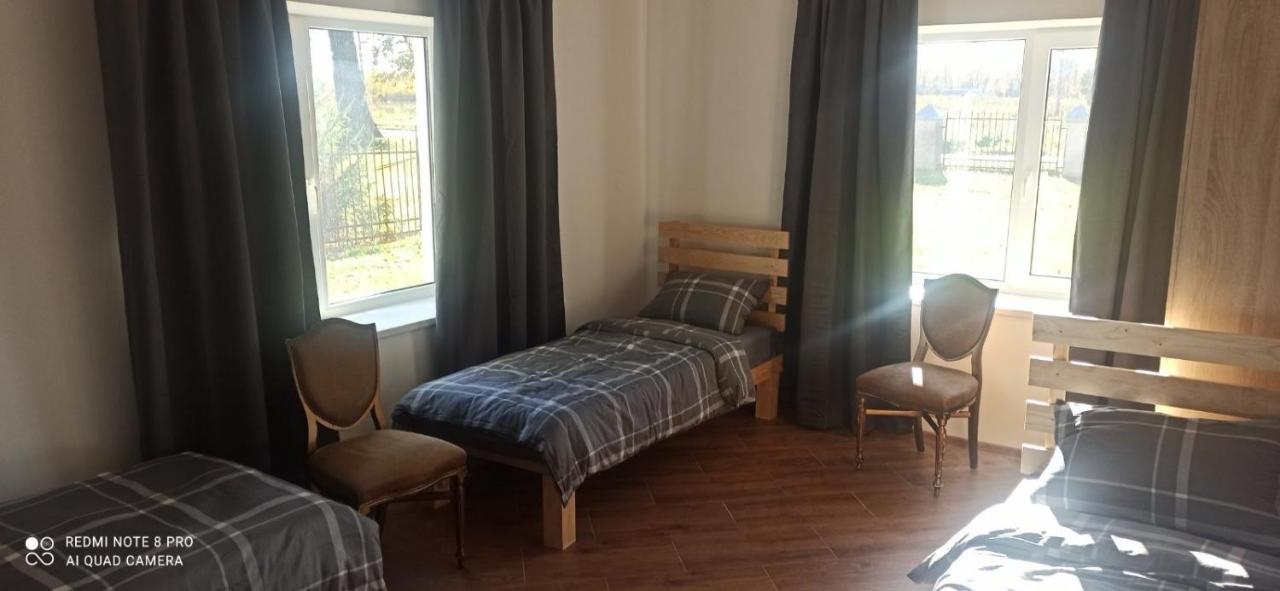 Vierbettzimmer mit eigenem Bad