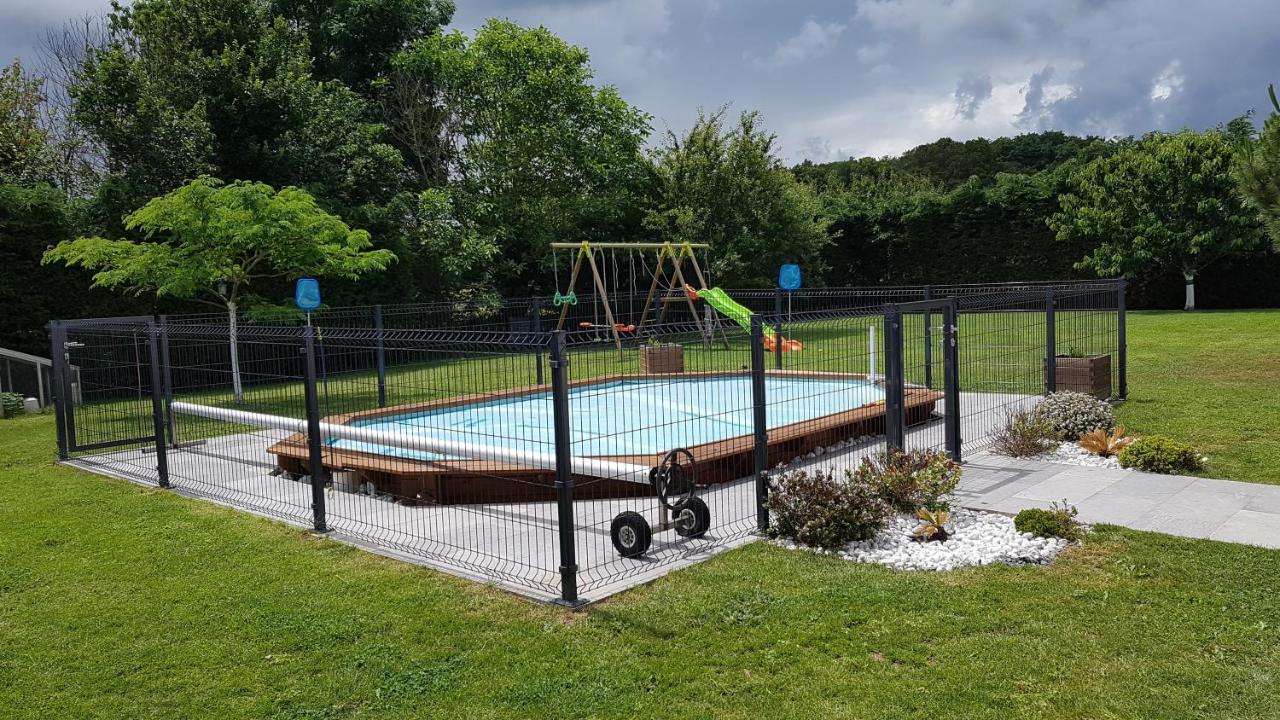 Gîte 2-4 pers avec piscine - Bed and Breakfast La Selle-sur-le-Bied