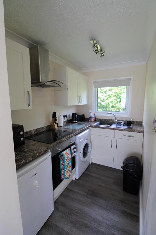 Relaxing Chalet on popular California Sands short stroll to beach, nr Norfolk Broads & Great Yarmouth - Chambres d'hôtes Scratby