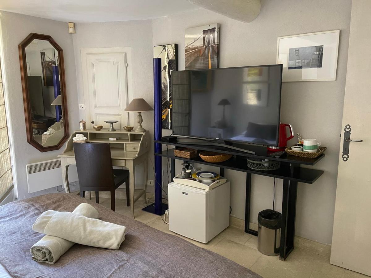 Doppelzimmer mit Gartenblick