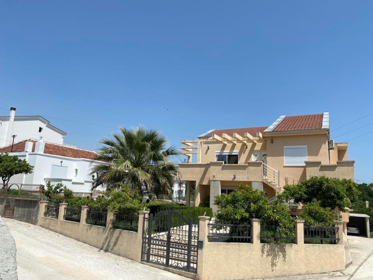 B&B Ulcinj - Ceka Apartments - Bed and Breakfast Ulcinj