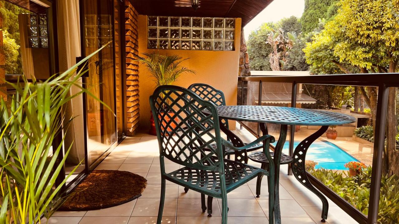 King Room with Garden View