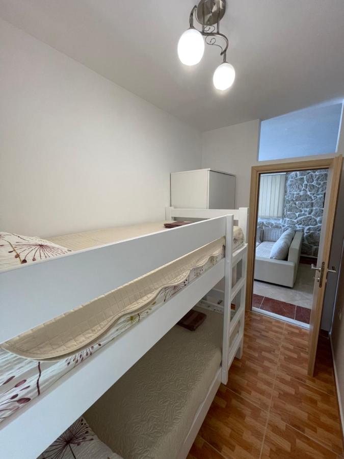Appartamento con 2 Camere da Letto