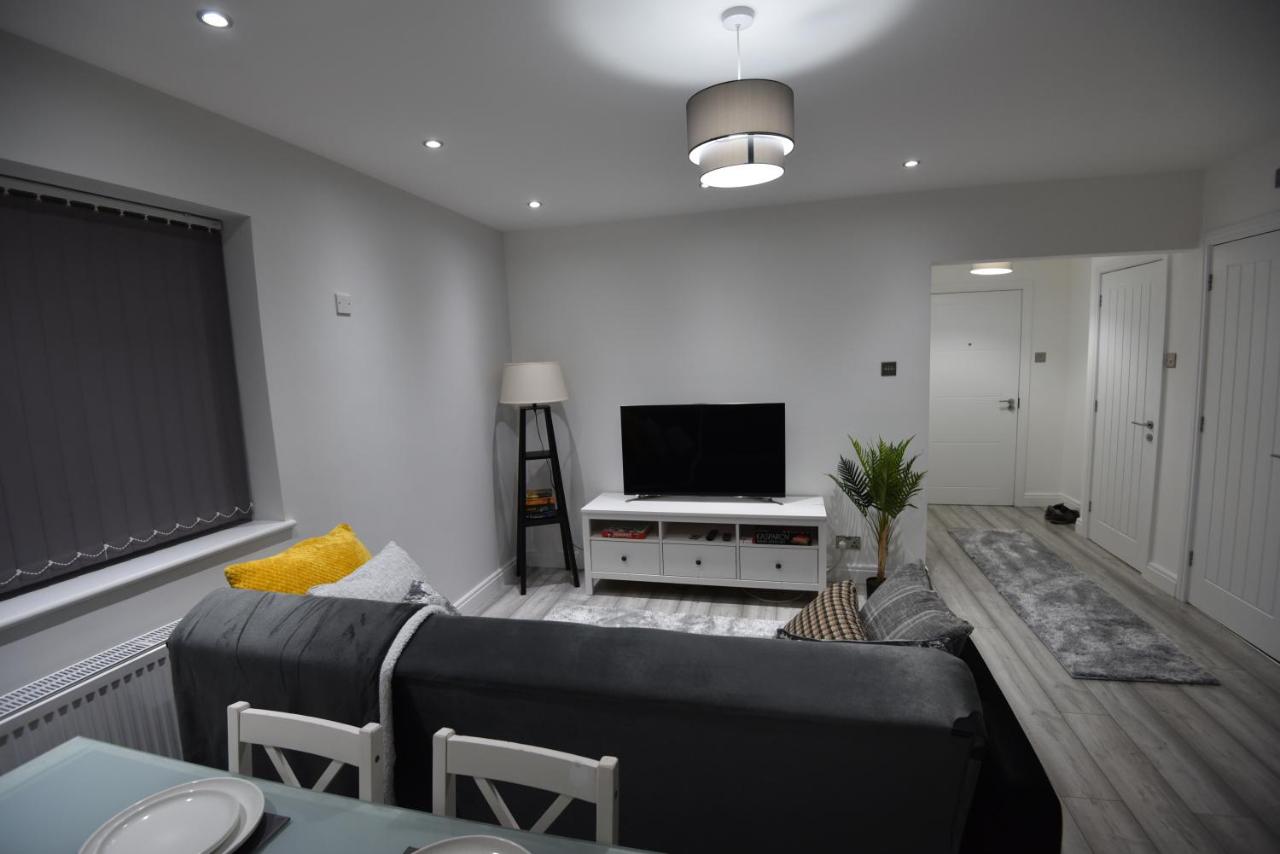 B&B Bristol - Cozy! 2-bedroom Exclusive Apartment near Bristol City Centre Easton Speedwell sleeps upto 6 - Bed and Breakfast Bristol