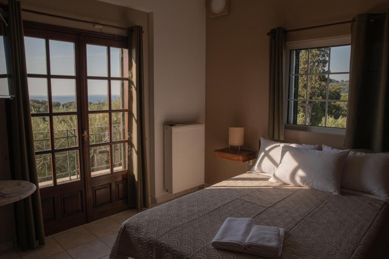 Double Room with Balcony and Sea View