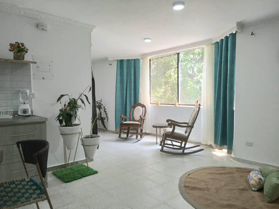 Heliconia Wagneriana Apartment - Flor de la Perla - B&B Santa Marta