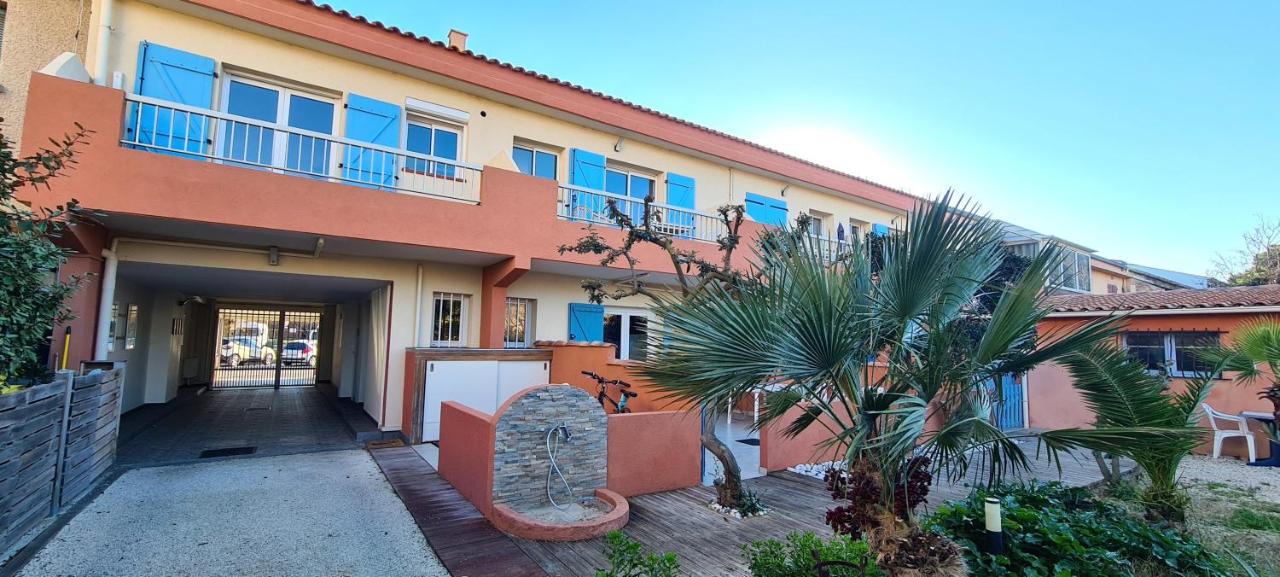 Studio charmant à Hyères, 20 m², jardin et parking privé - B&B Hyères