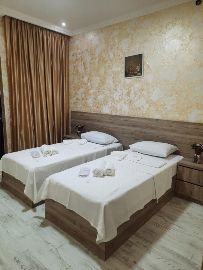 Chambre Lits Jumeaux avec Salle de Bains