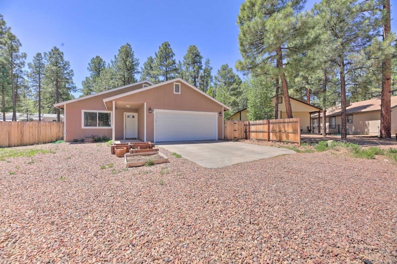 Fenced Yard, Fire Pit Quiet Show Low Home! - B&B