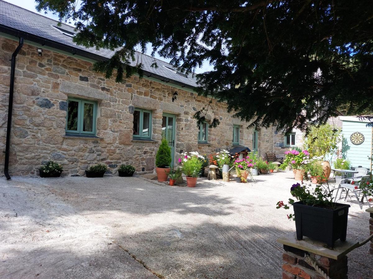 Wesley House Holidays - Choice of 2 Quirky Cottages in 4 private acres - Ferienwohnung Redruth