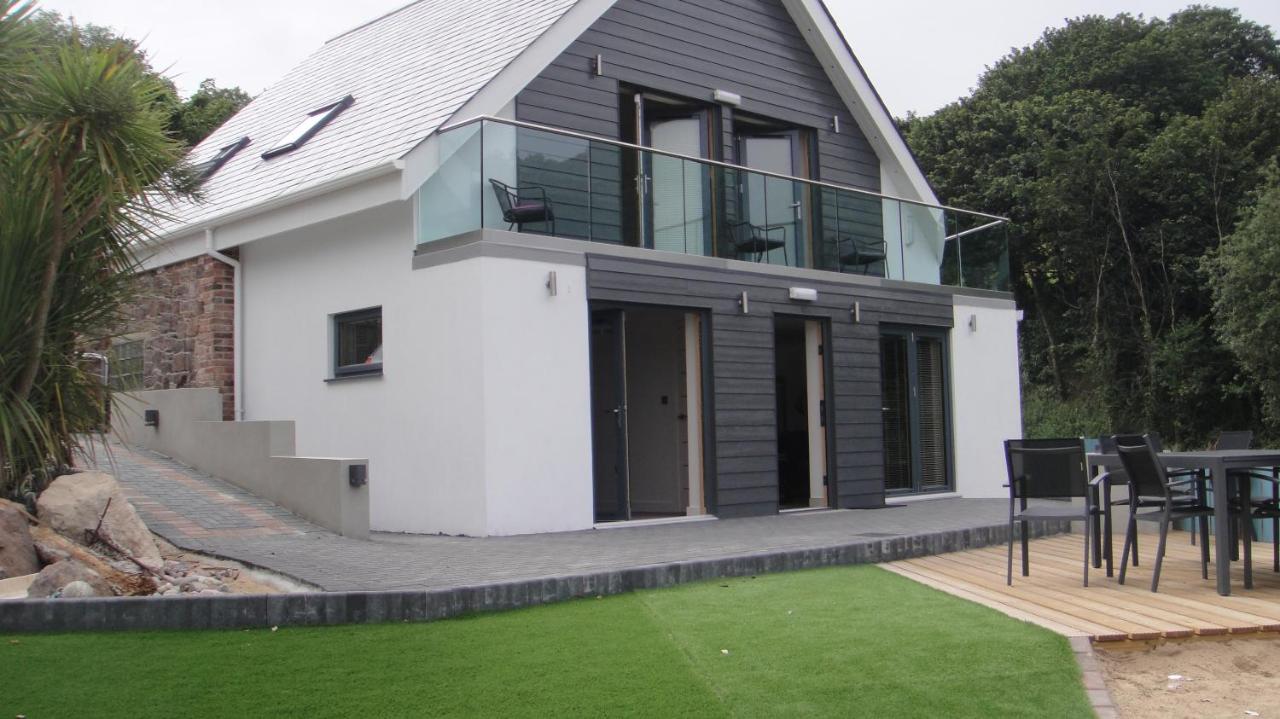 Villa with Sea View