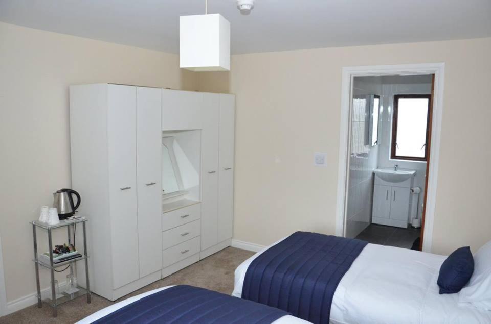 Triple Room with Bath