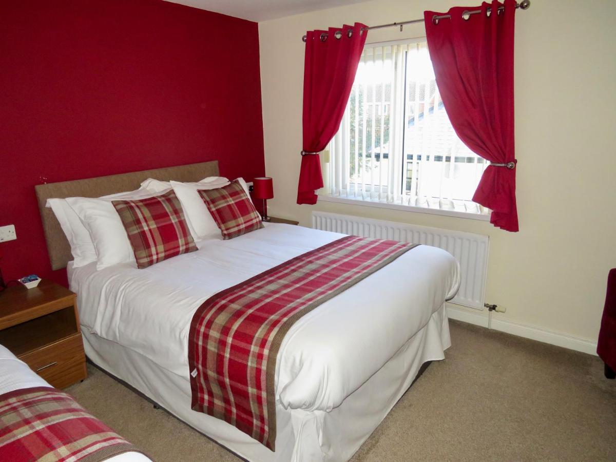 Triple Room with Shower