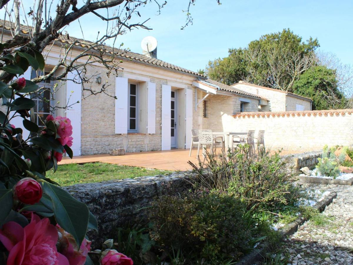 Maison en pierres 6 couchages, jardin clos, parking, proche plage - FR-1-246A-126 - Chambres d'hôtes Saint-Pierre-d'Oléron