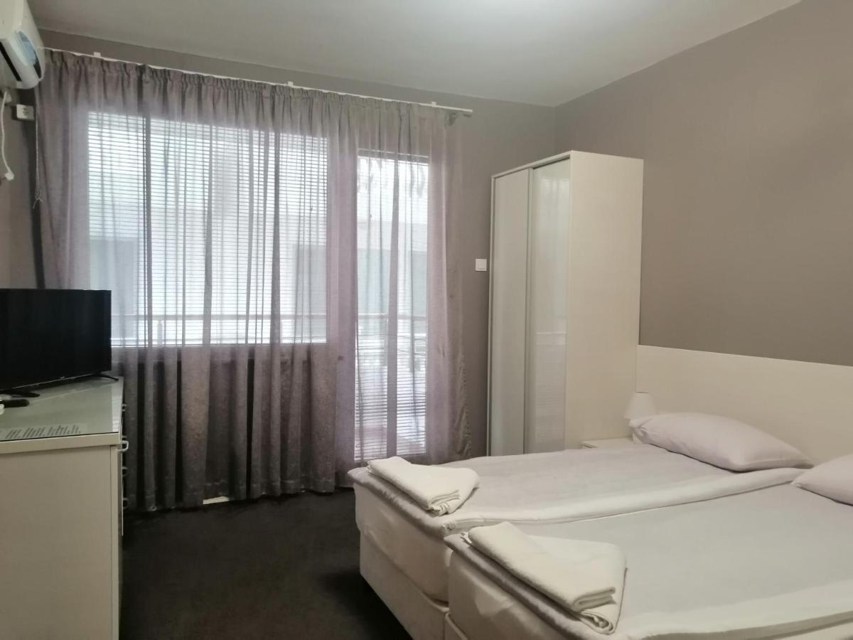 Triple Room with Terrace
