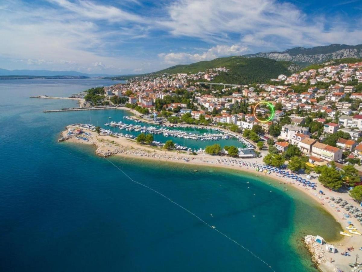 Apartments Crikvenica Megan 2 - Chambres d’hôtes