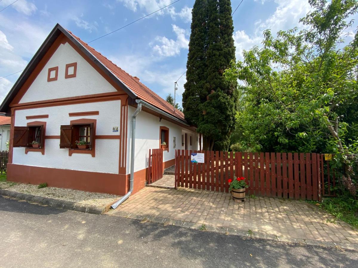 Hétmérföldes Vendégház - B&B