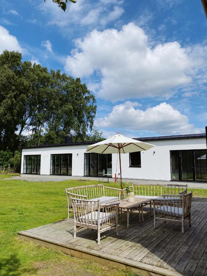 Guesthouse, not even a minute walk to the ocean - Ferienwohnung Kullavik