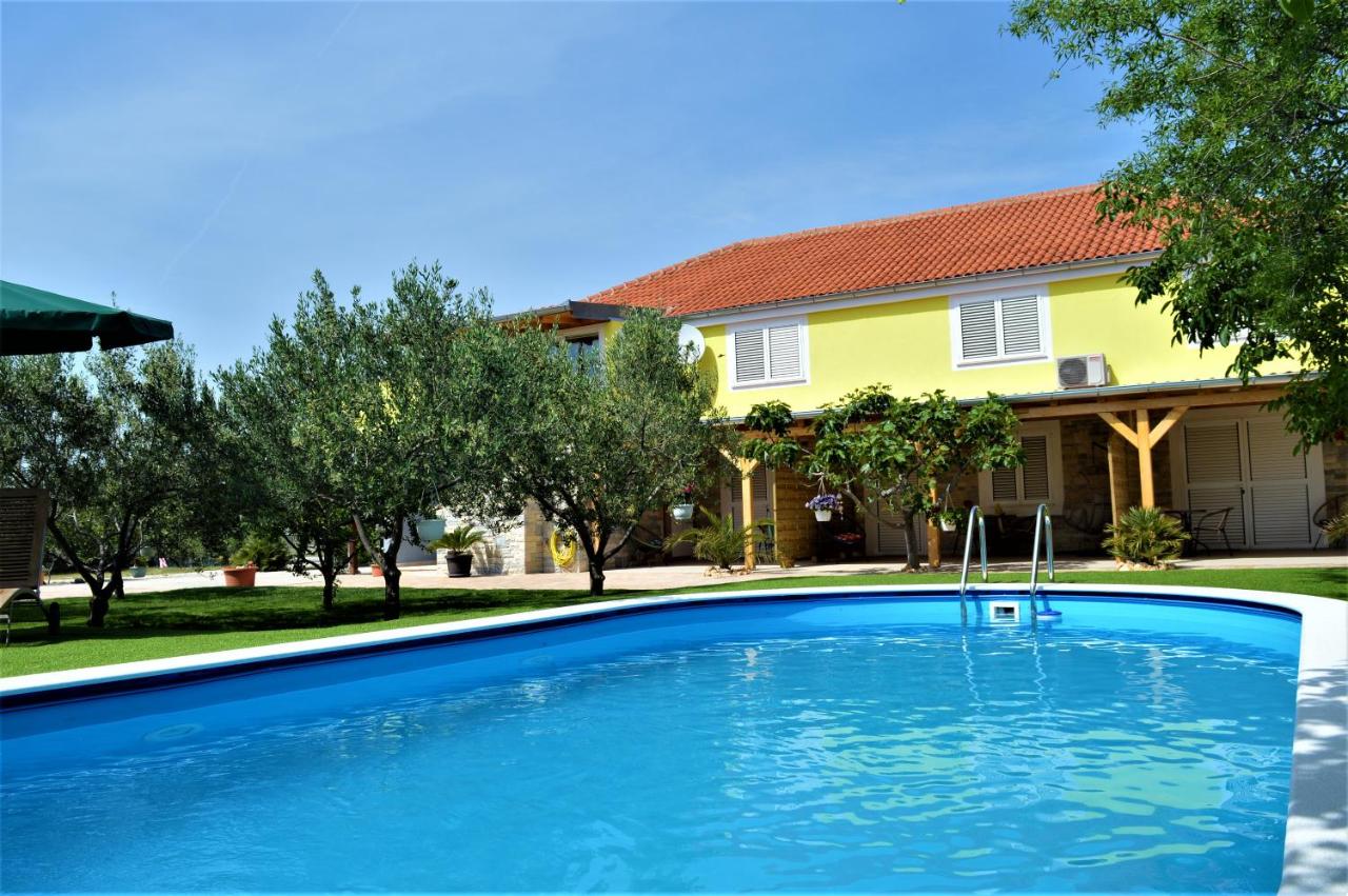 B&B Benkovac - Studio Apartments Luka Biograd - Benkovac - Bed and Breakfast Benkovac