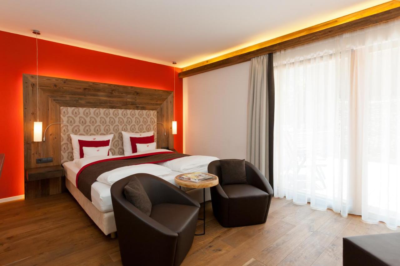 Deluxe Double or Twin Room with Terrace
