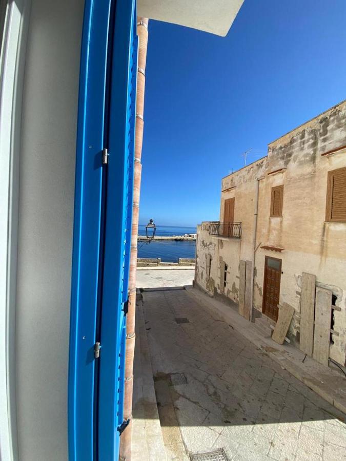 Studio with Balcony