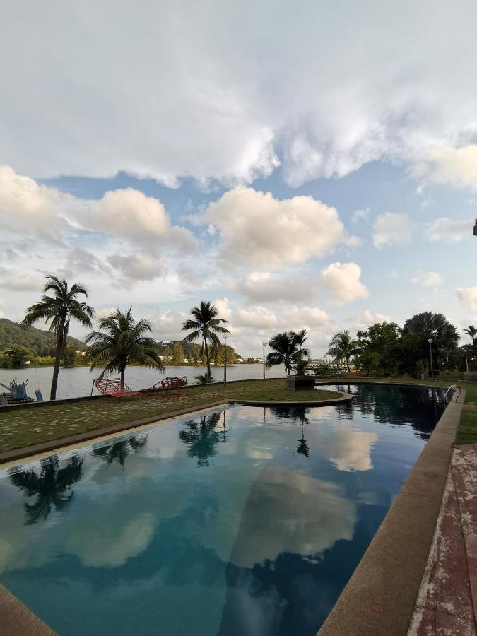 Peaceful 1-bedroom unit at Marina Island by JoMy Homestay - Chambres d'hôtes Lumut