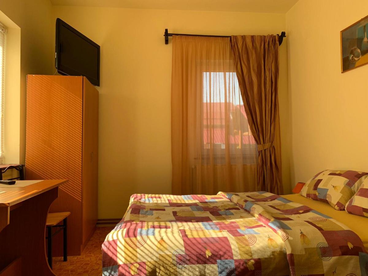 Doppelzimmer mit Gartenblick