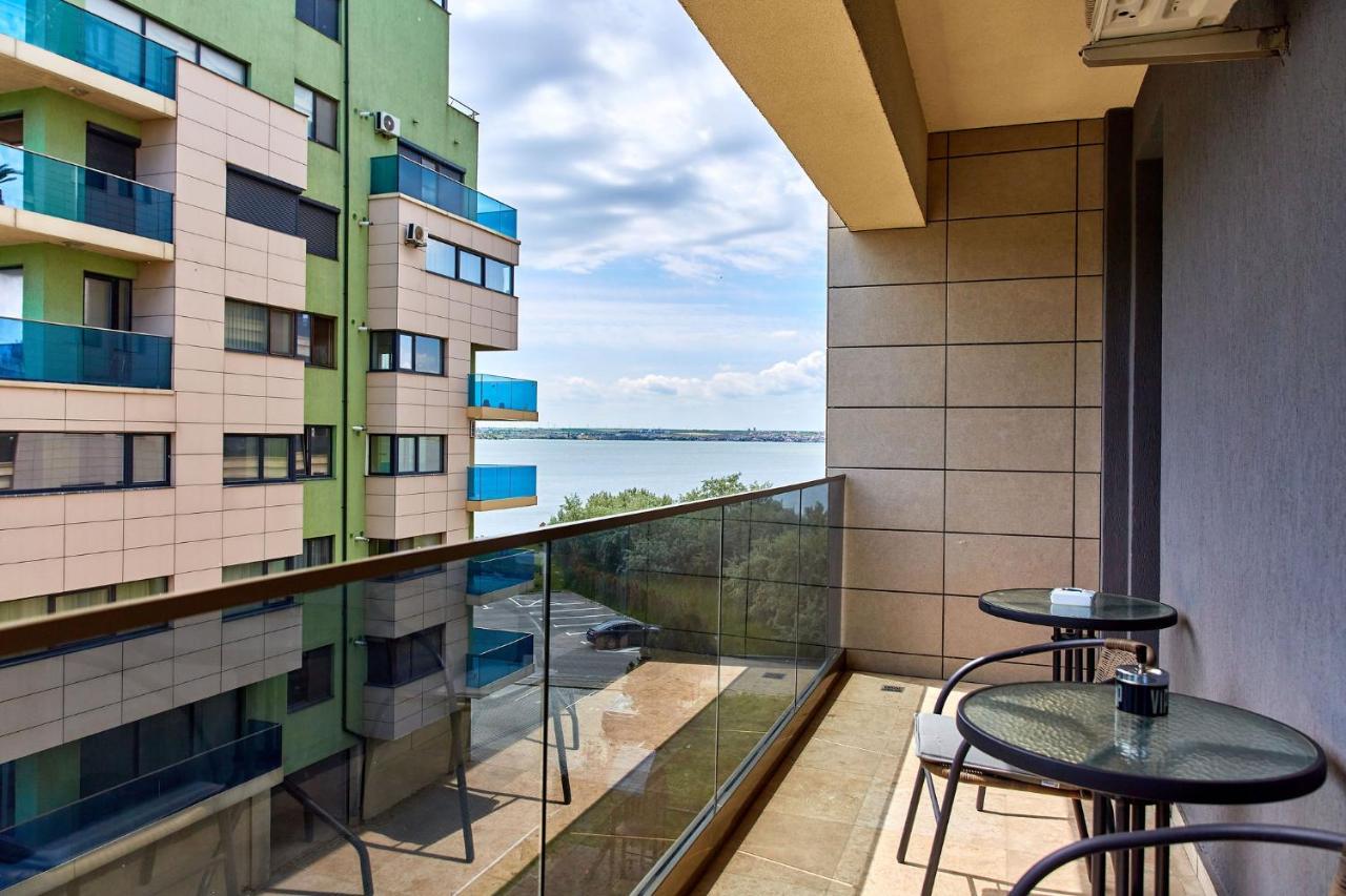 Beautiful Apartment Mamaia - B&B