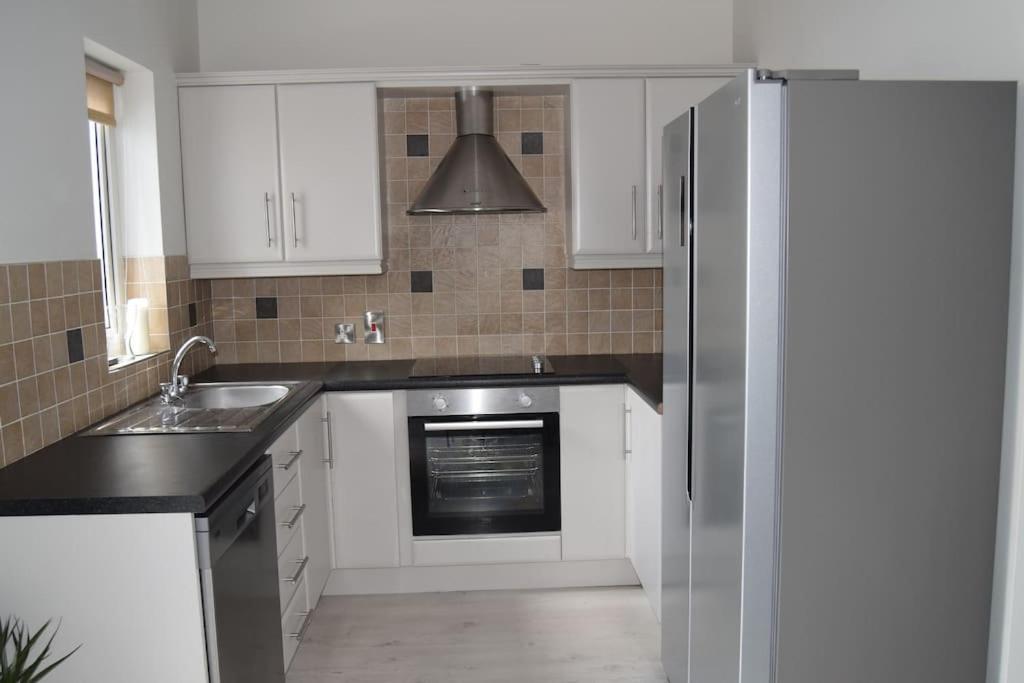 2 bed Apartment Ballycastle Seconds to Seafront - B&B Ballycastle