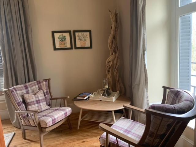 Deluxe Zimmer mit Kingsize-Bett