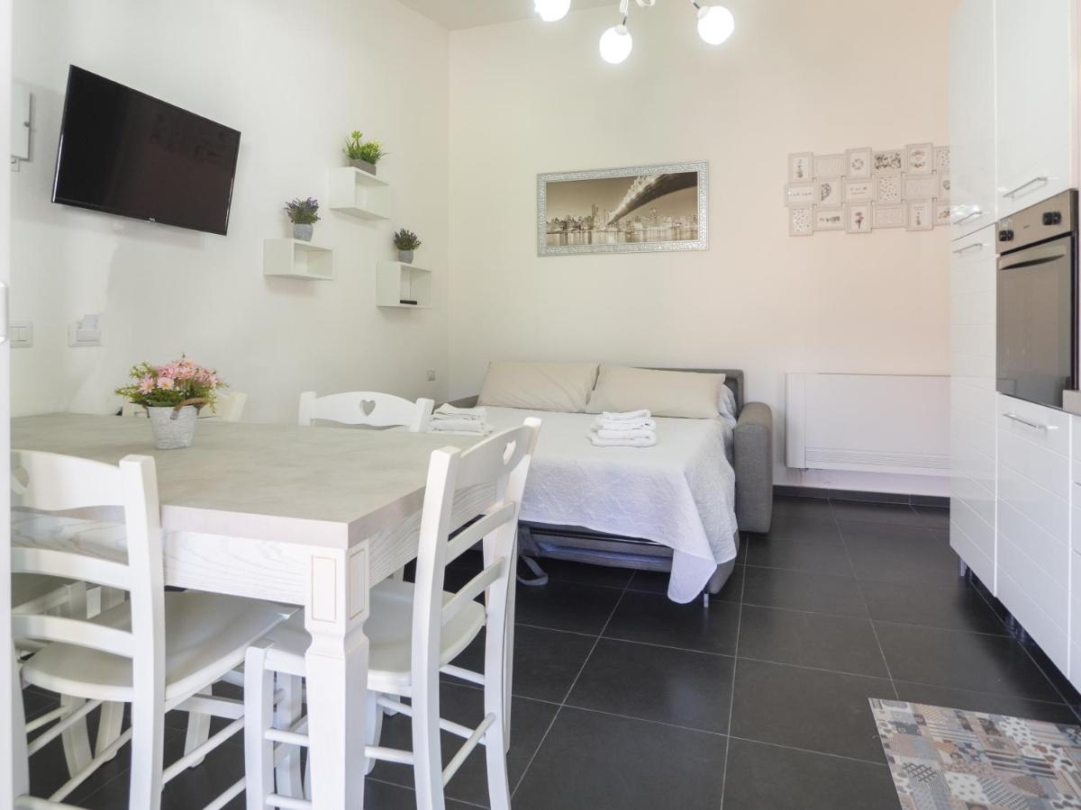 Estudio con sofá cama