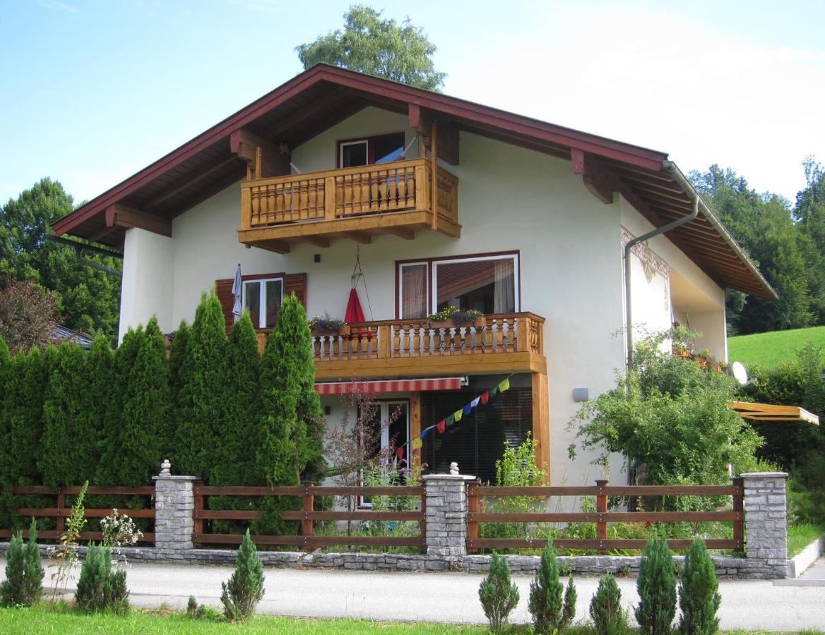 B&B Berchtesgaden - Ferienwohnungen Schmidt - Bed and Breakfast Berchtesgaden