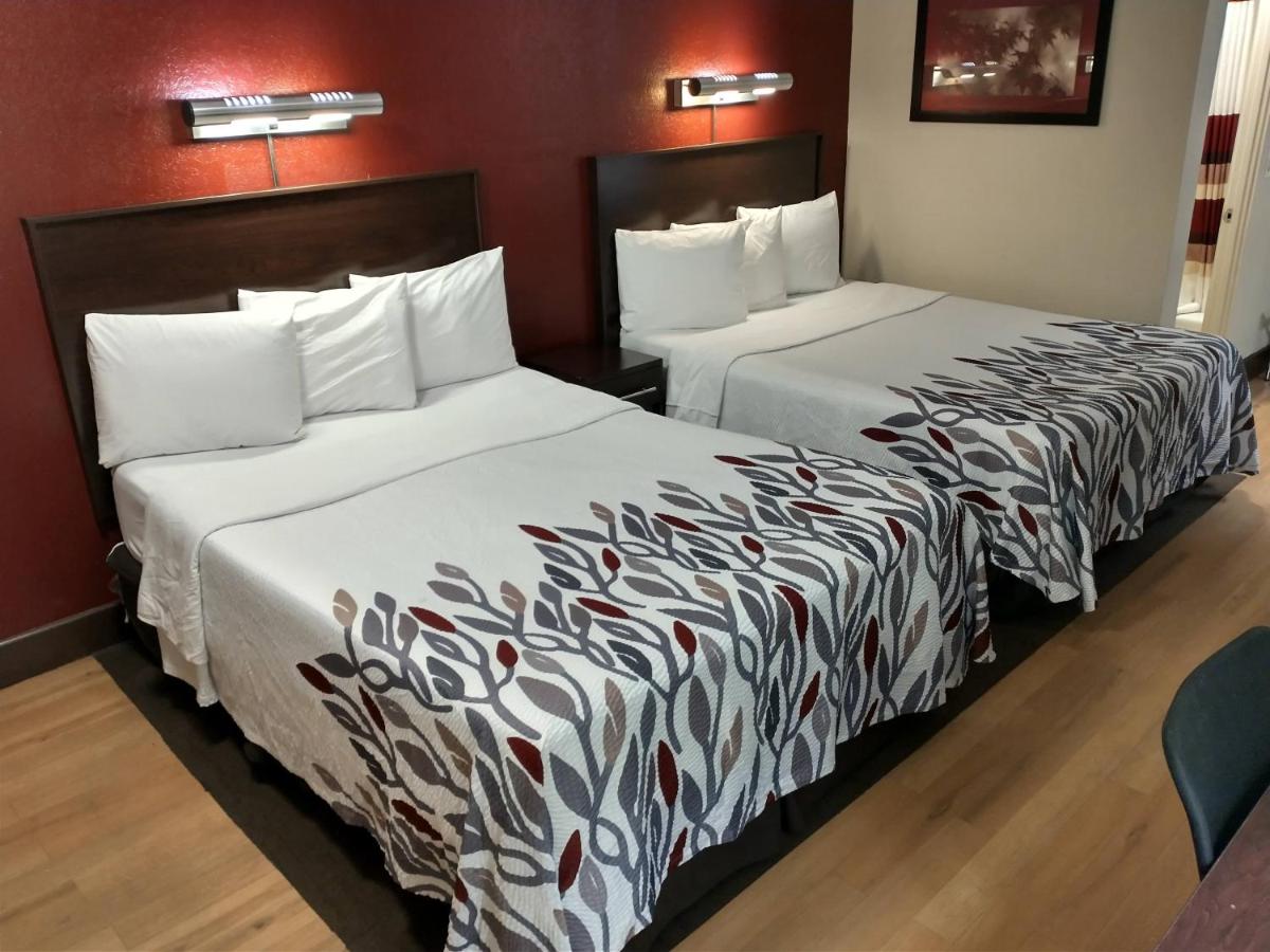 Deluxe Room with Two Queen Beds Non-Smoking