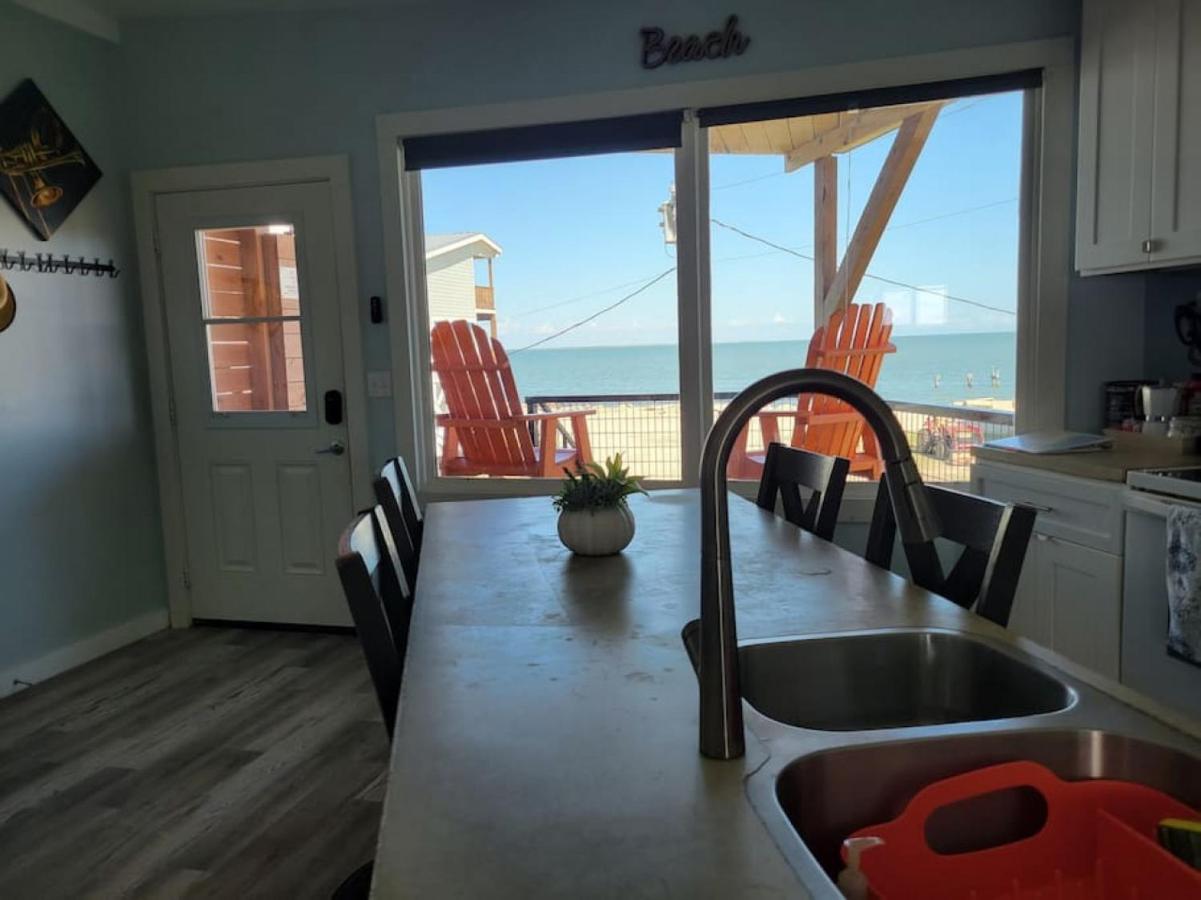 B&B Port Lavaca - Las Casitas on Magnolia Beach - Casita A - Bed and Breakfast Port Lavaca