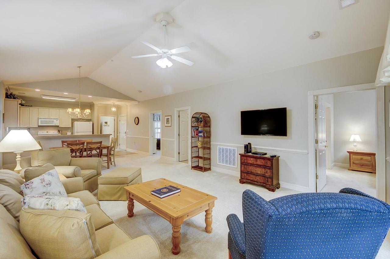 Magnolia Pointe 305 - B&B