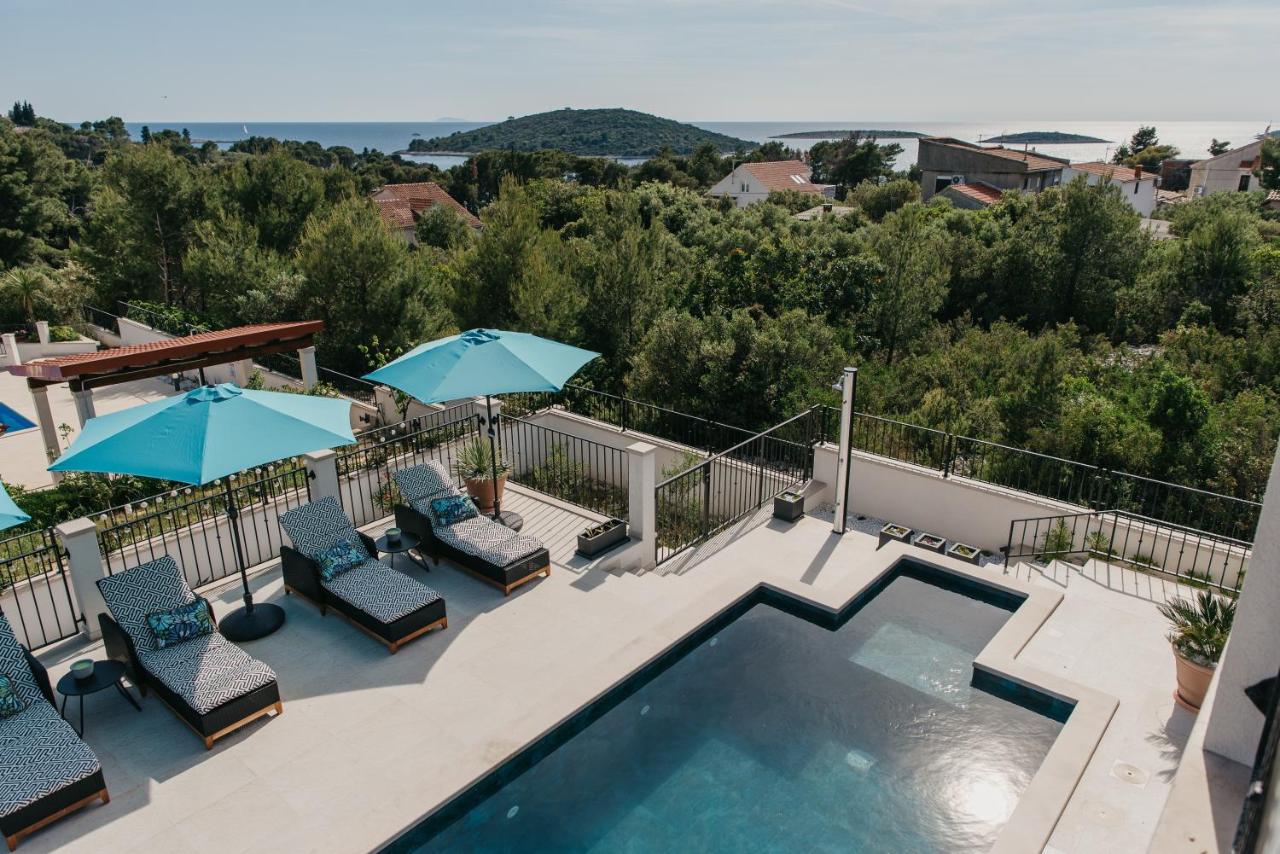 VILLA DANIELA Maslinica - B&B Maslinica