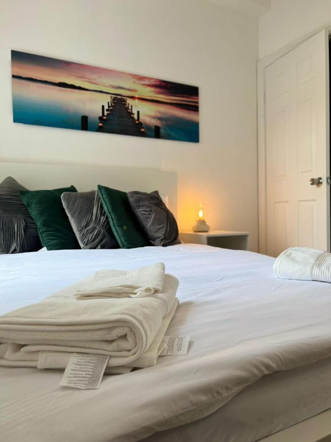 93 West Road - B&B