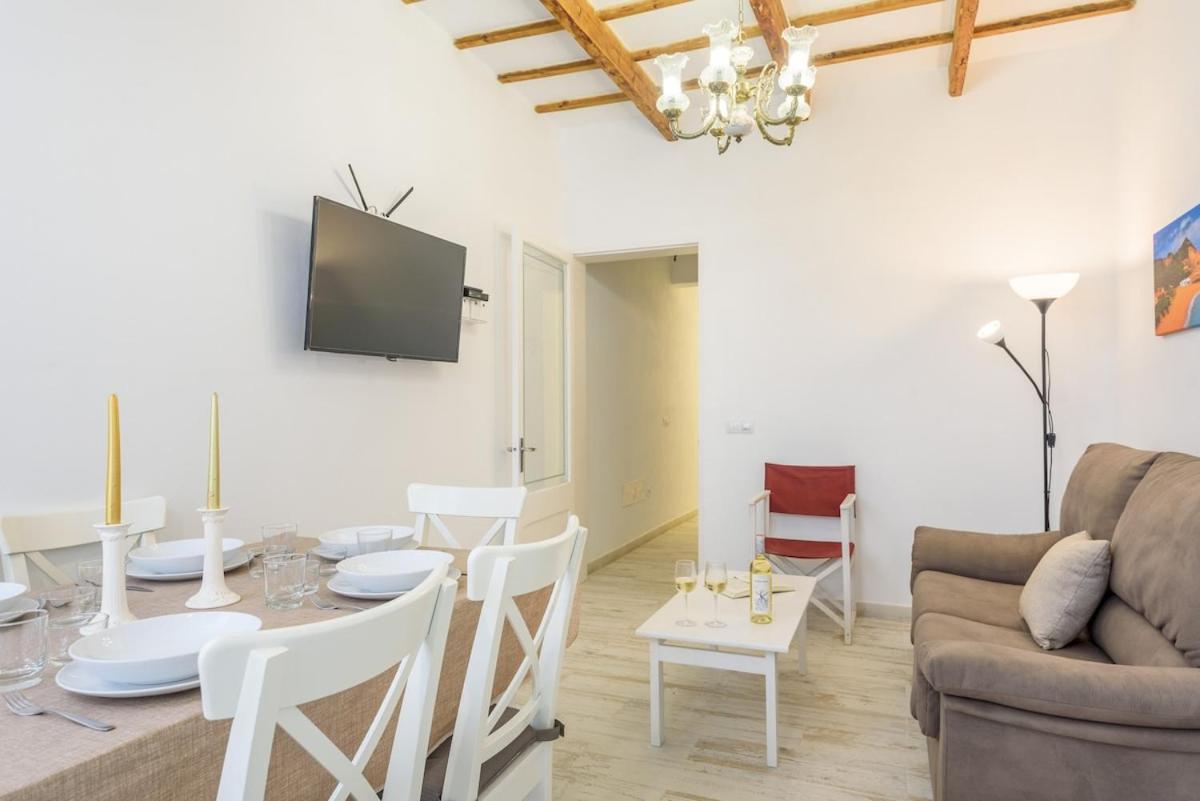 CA S'AVI BIEL - B&B Ciutadella