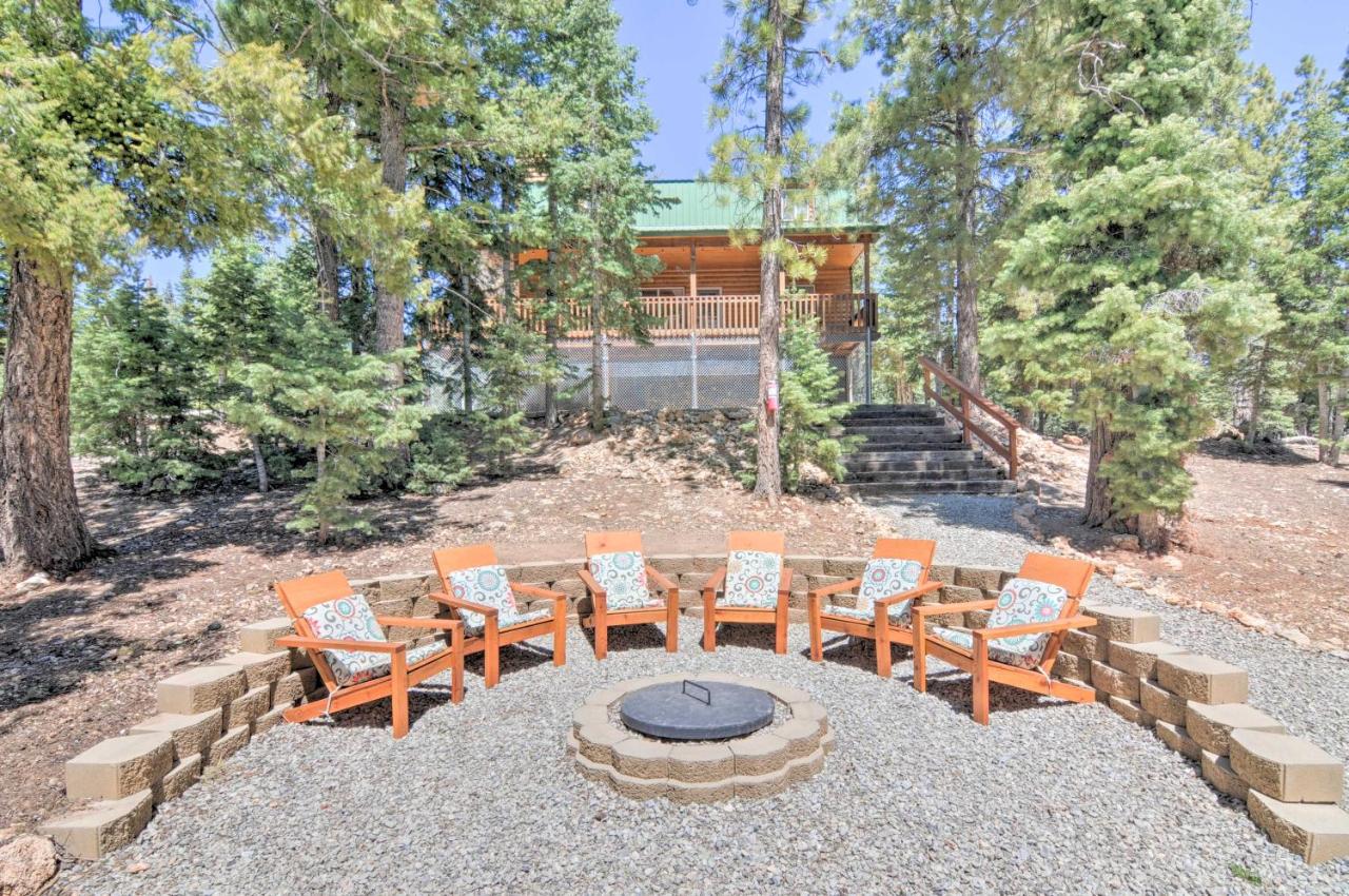 Duck Creek Village Cabin Near National Forest! - B&B