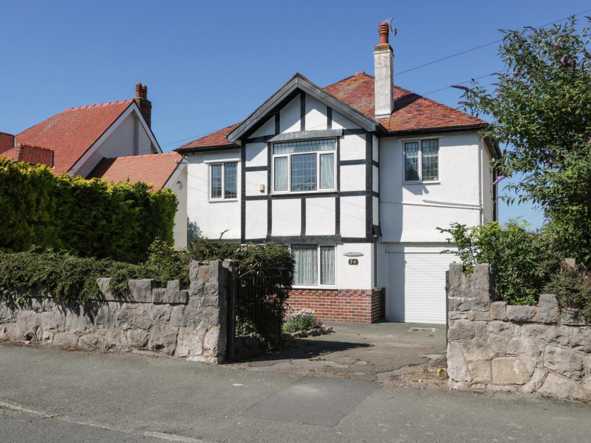 B&B Colwyn Bay - Burwood - Bed and Breakfast Colwyn Bay