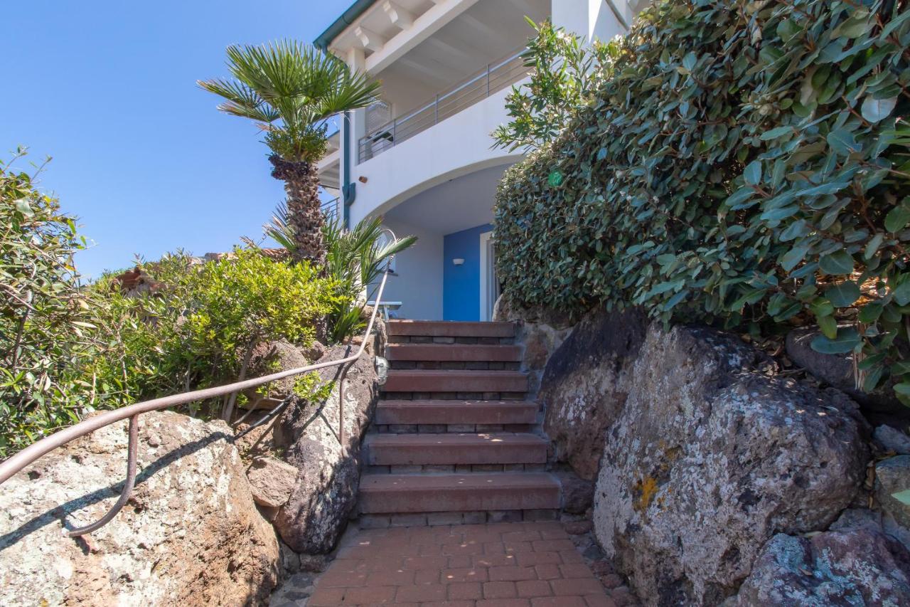 Appartamento con 1 Camera da Letto, Balcone e Vista Mare
