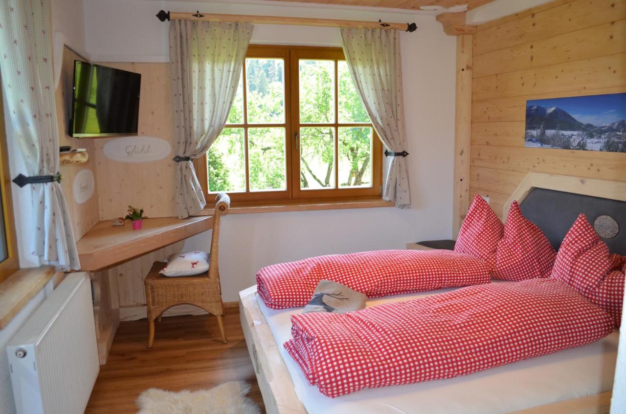 Doppelzimmer mit Balkon
